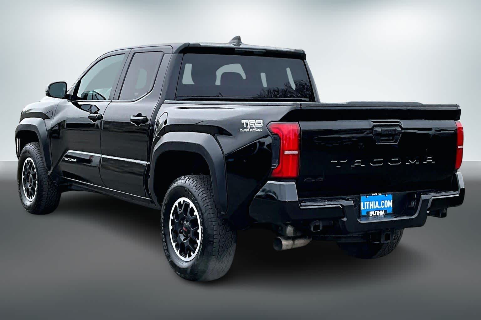 Thumbnail: 2024 Toyota Tacoma - 4