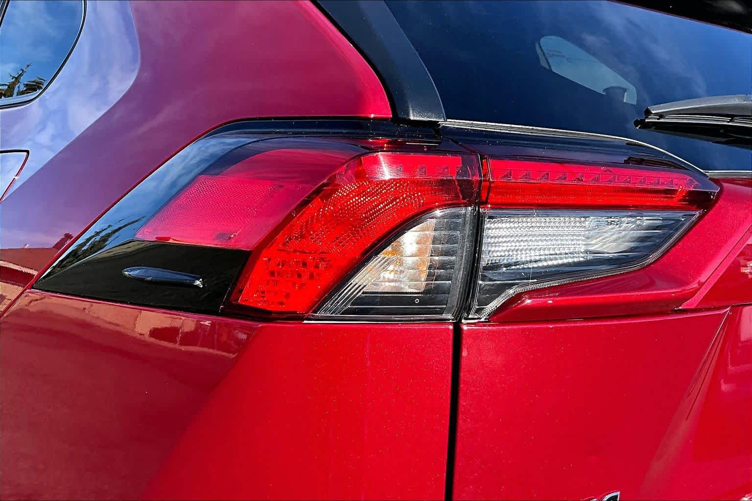 Thumbnail: 2023 Toyota RAV4 - 33