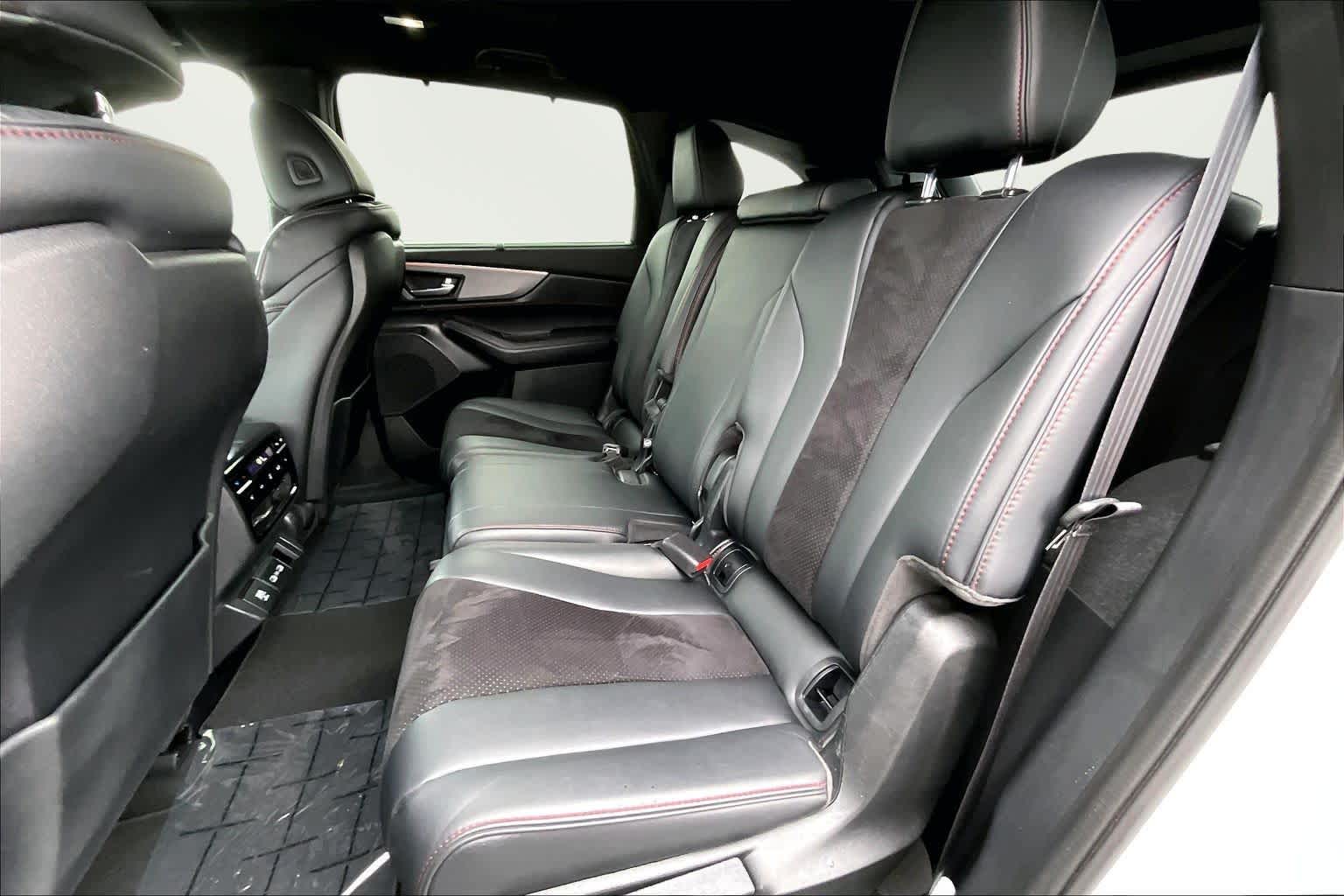 Thumbnail: 2023 Acura MDX - 29