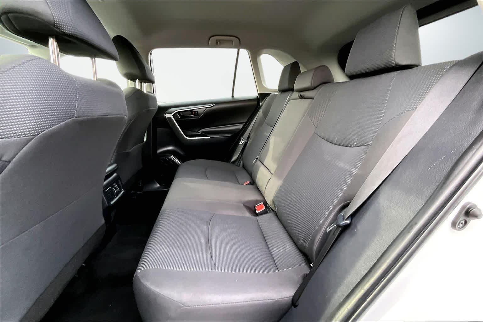 Thumbnail: 2024 Toyota RAV4 - 29