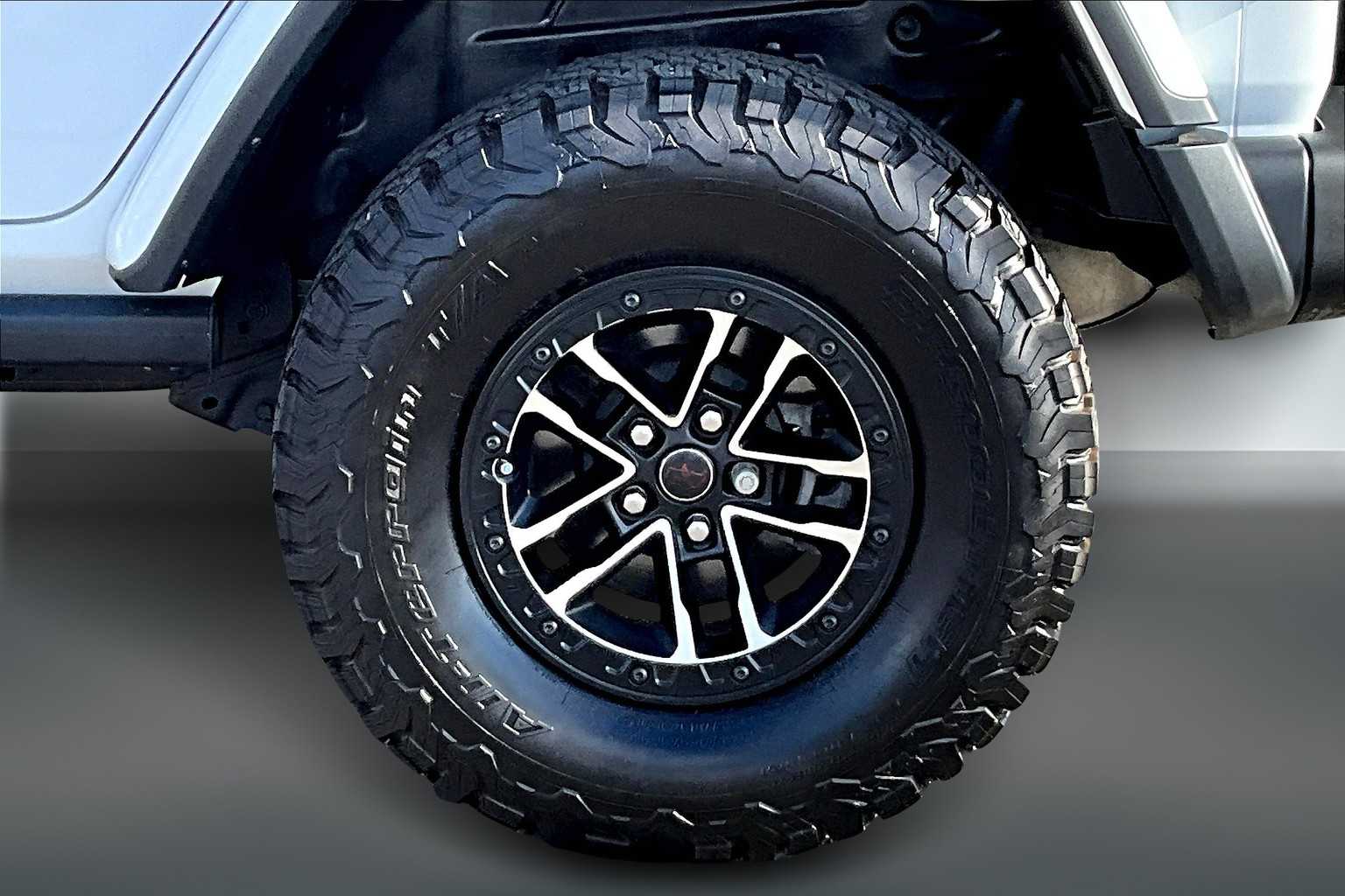 Thumbnail: 2024 Jeep Wrangler - 36