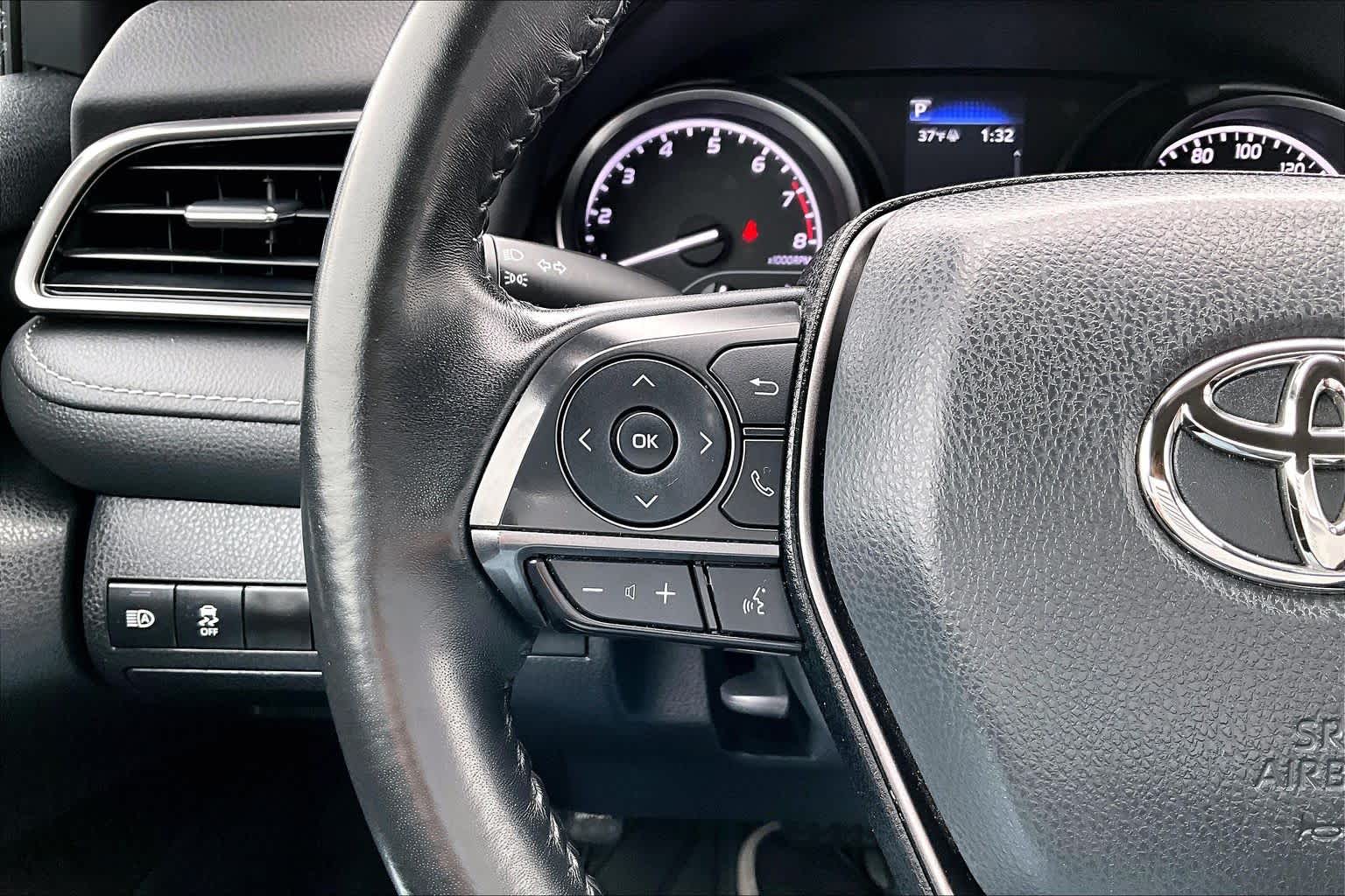 Thumbnail: 2023 Toyota Camry - 24