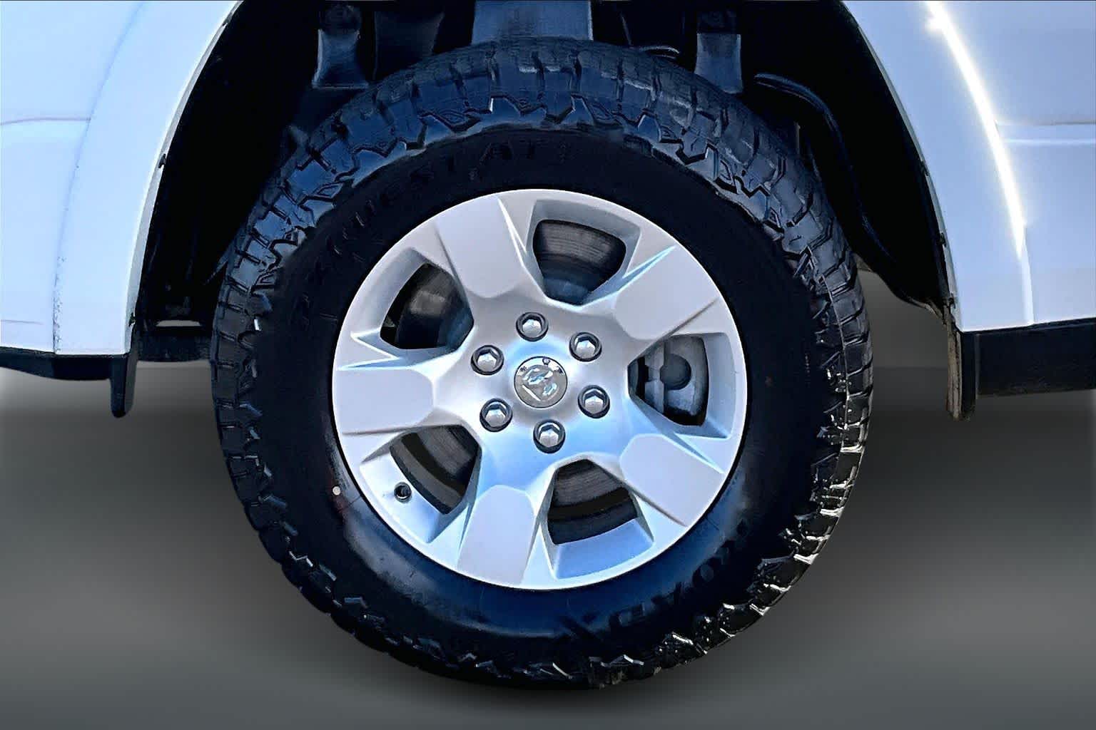 Thumbnail: 2025 RAM 1500 - 34