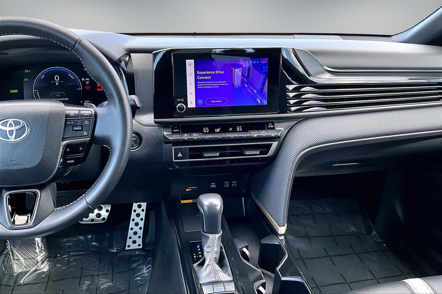 Thumbnail: 2025 Toyota Camry - 15