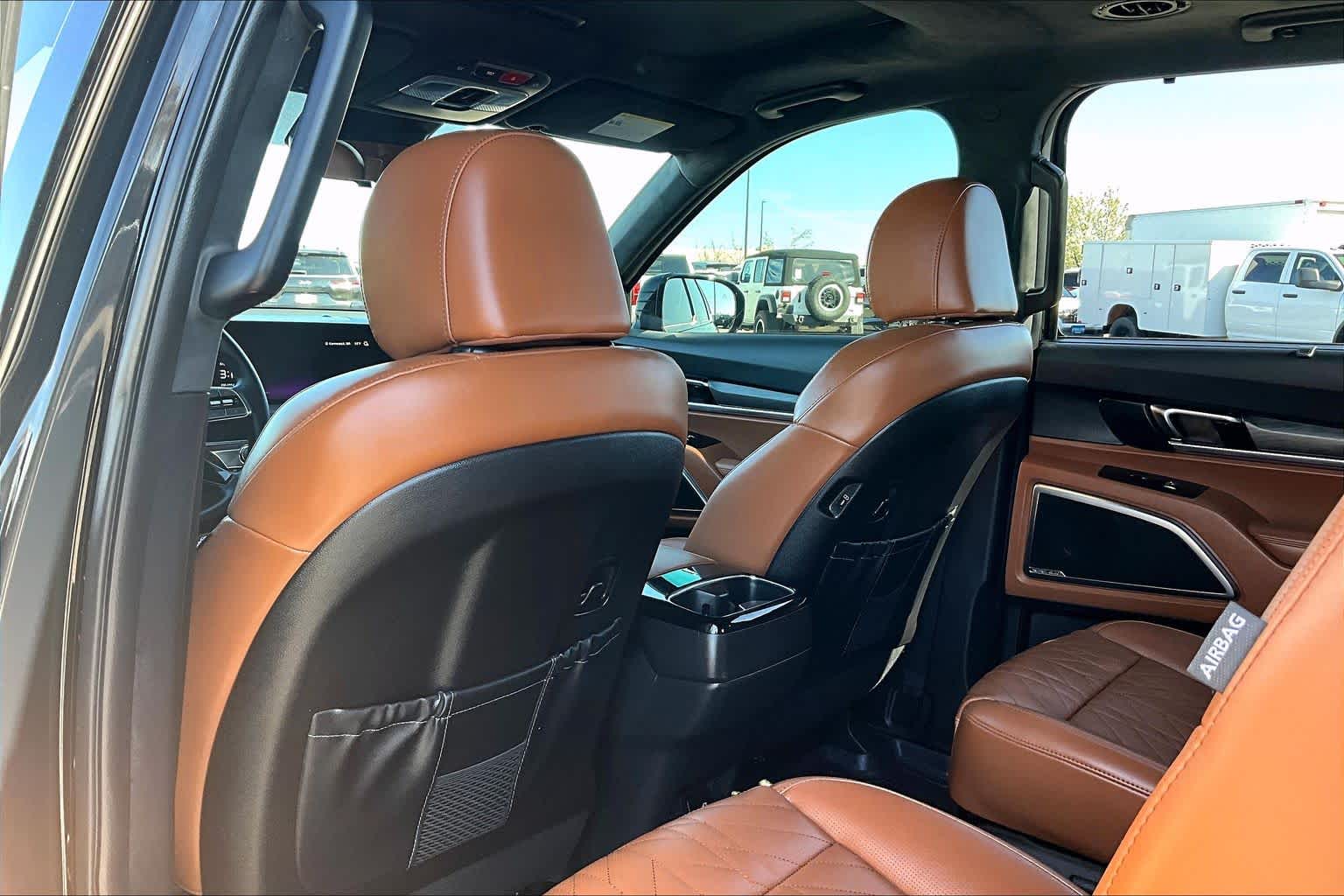 Thumbnail: 2024 Kia Telluride - 10