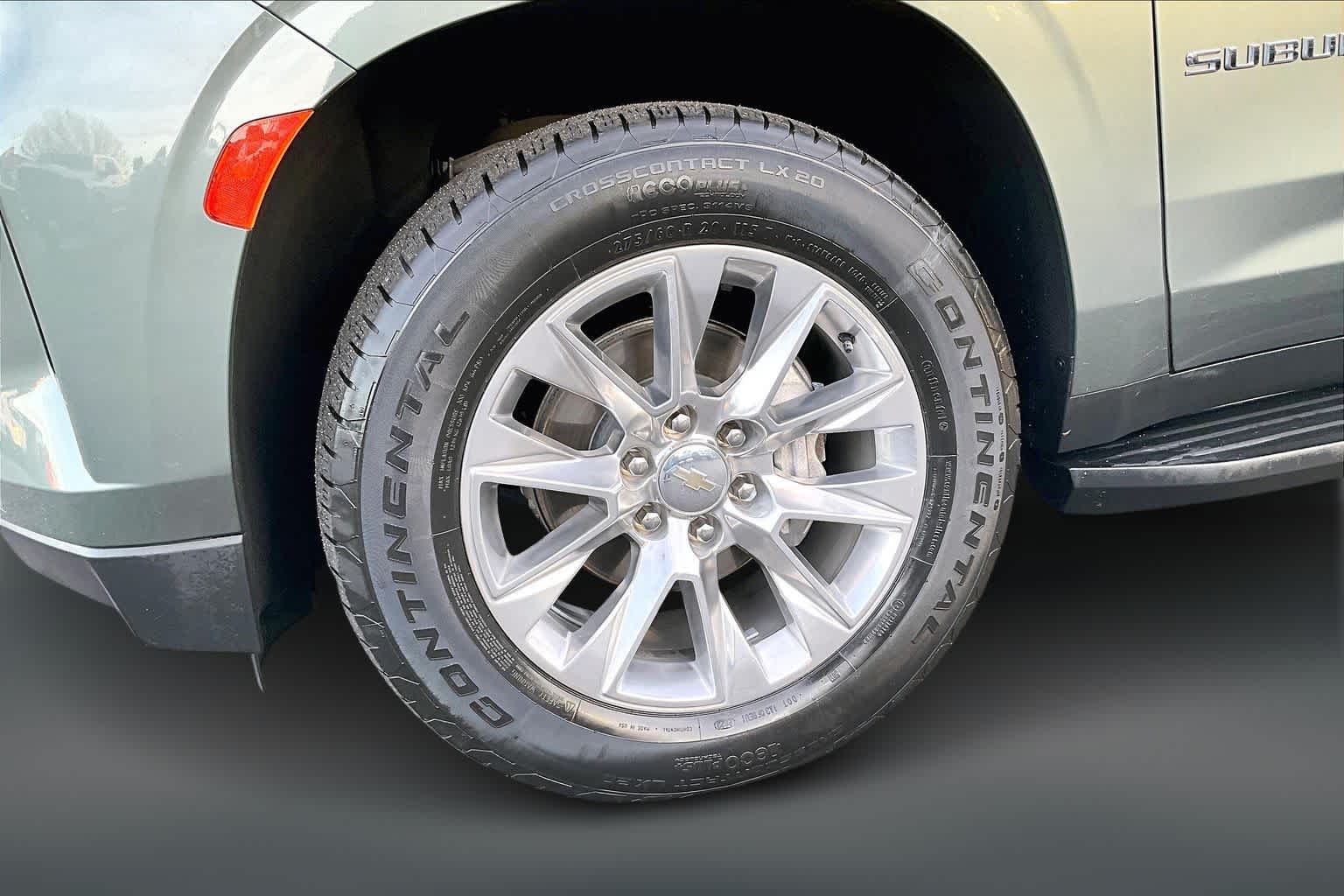 Thumbnail: 2023 Chevrolet Suburban - 8