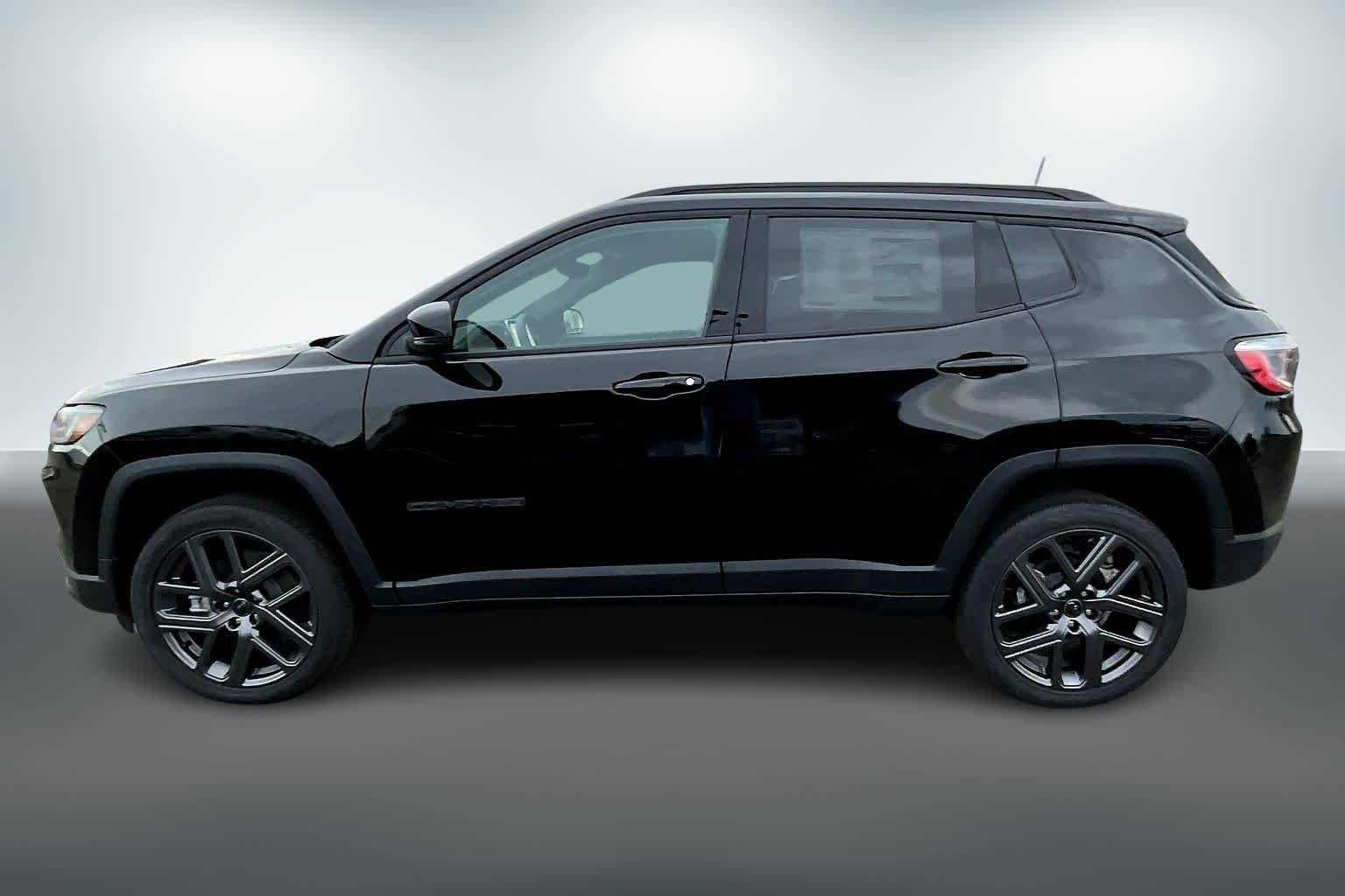 Thumbnail: 2026 Jeep Compass - 3