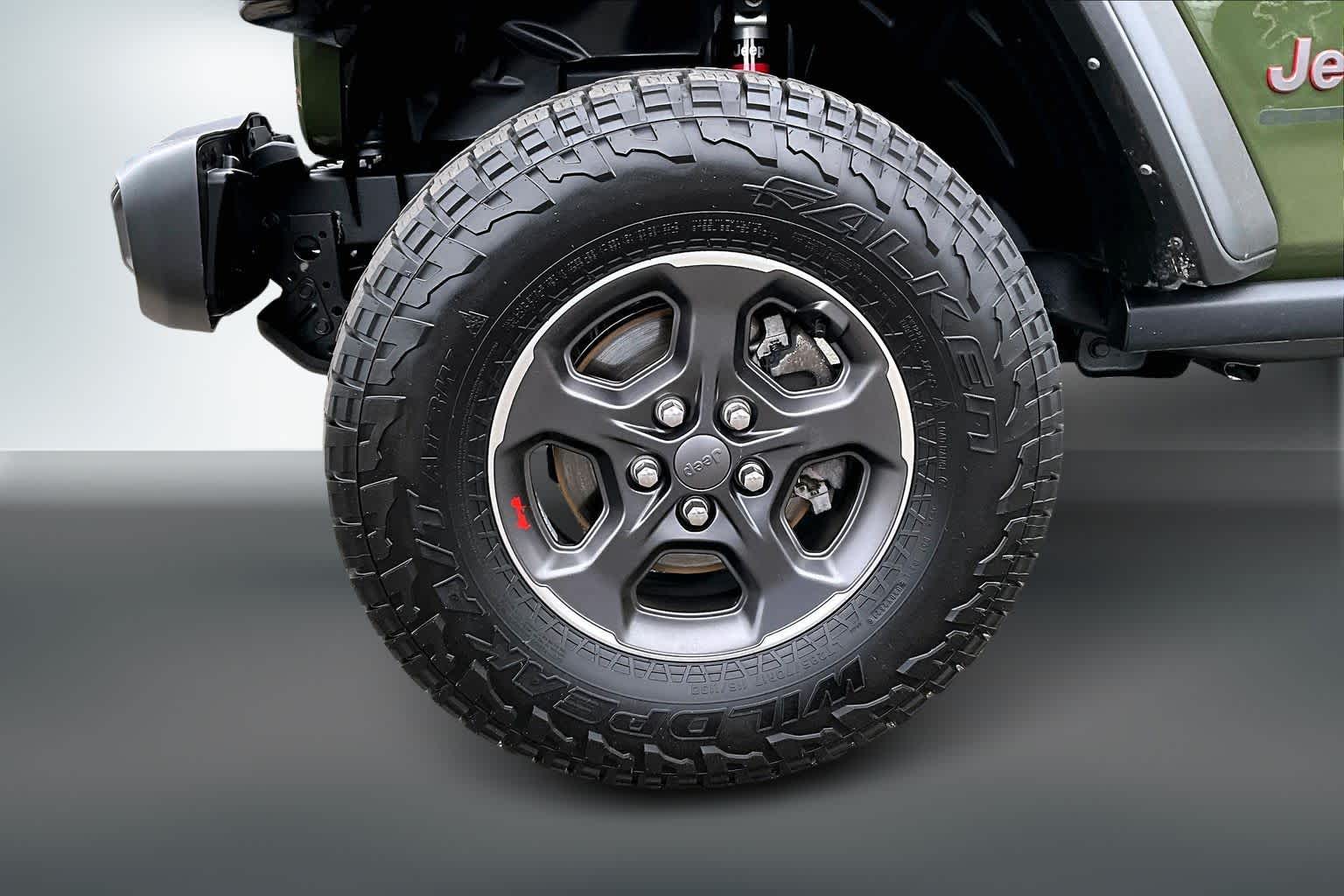 Thumbnail: 2021 Jeep Gladiator - 8