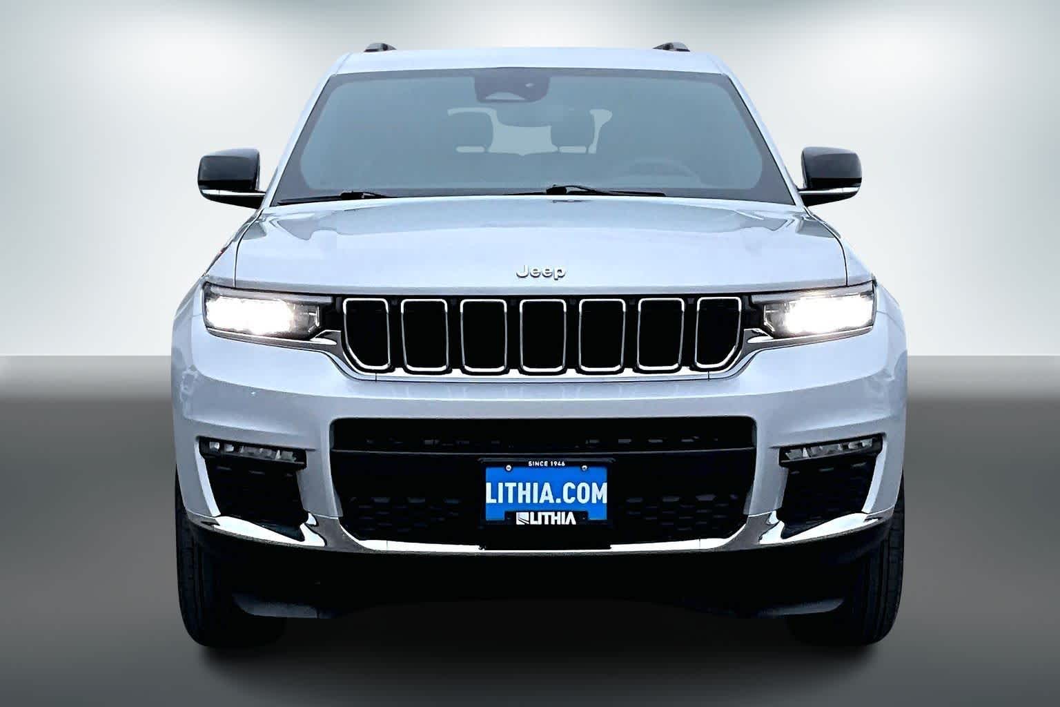 Thumbnail: 2024 Jeep Grand Cherokee L - 6