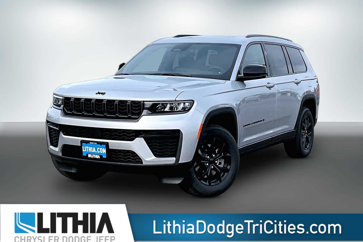 2026 Jeep Grand Cherokee L Laredo Altitude 4x4's photo