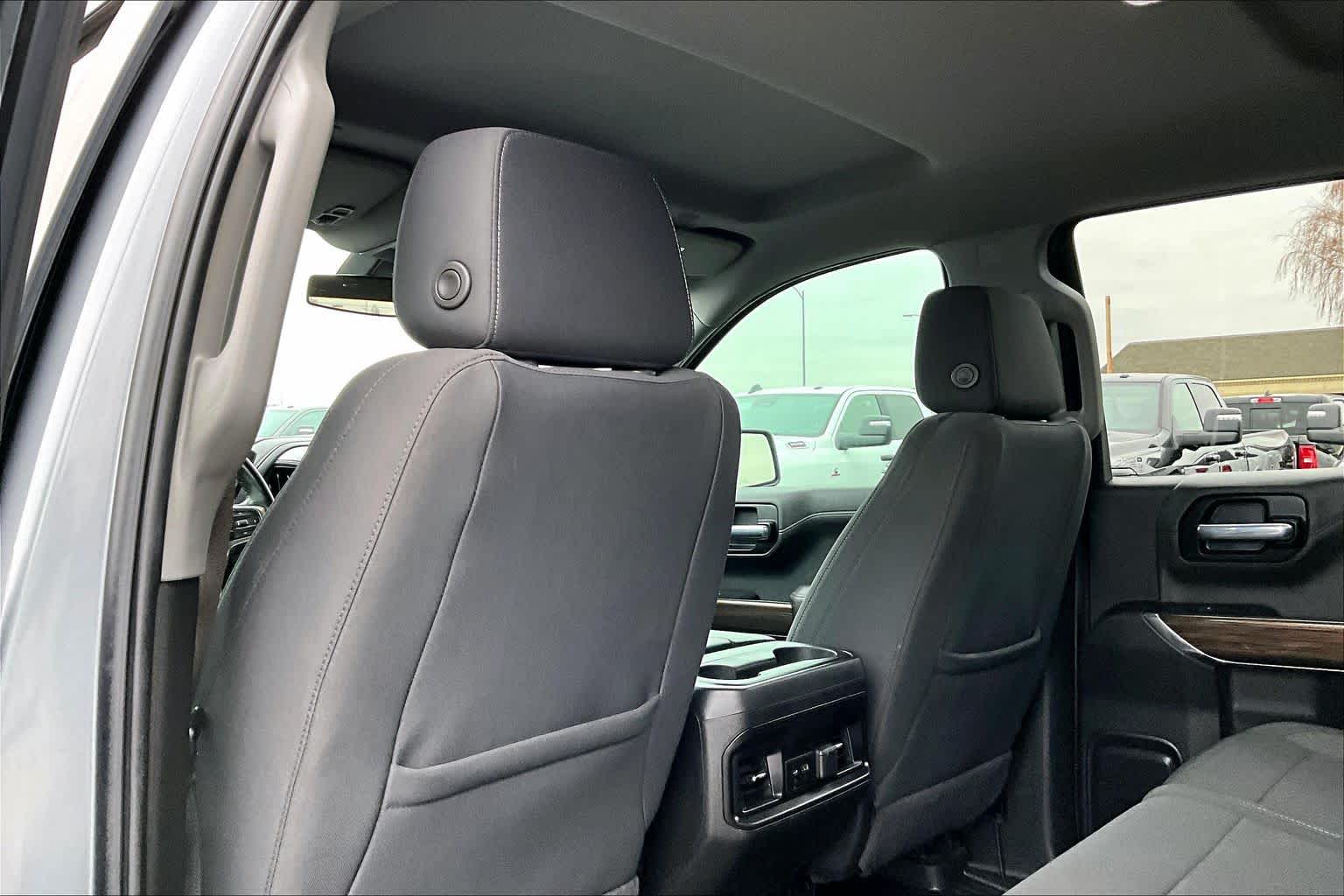 Thumbnail: 2021 Chevrolet Silverado 1500 - 12