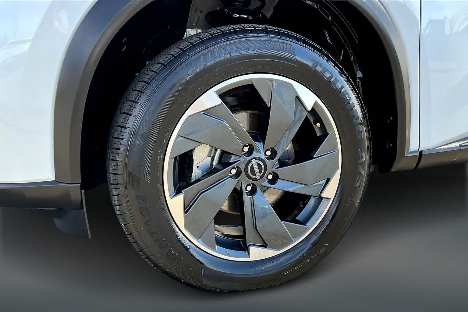 Thumbnail: 2024 Nissan Rogue - 8