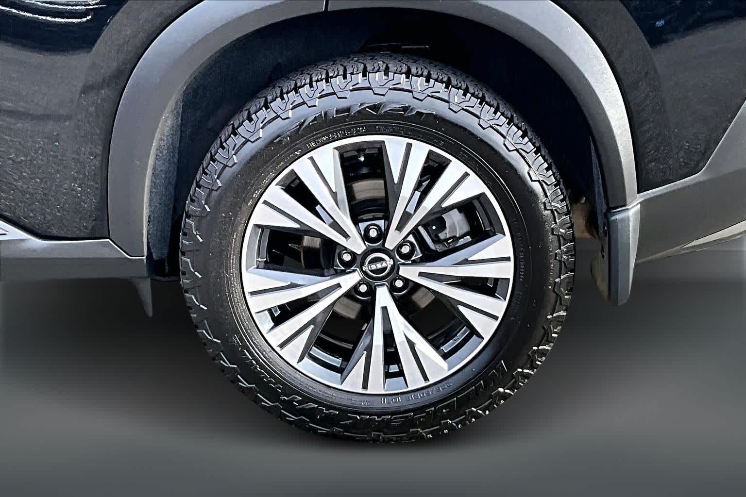 Thumbnail: 2023 Nissan Rogue - 37