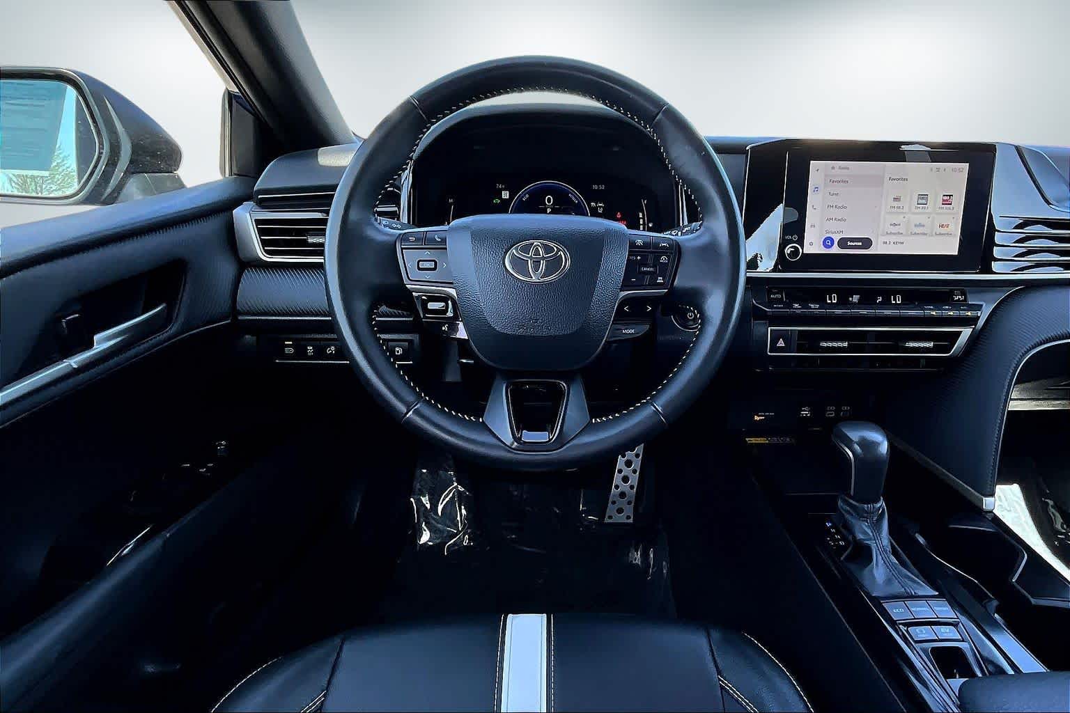 Thumbnail: 2025 Toyota Camry - 14