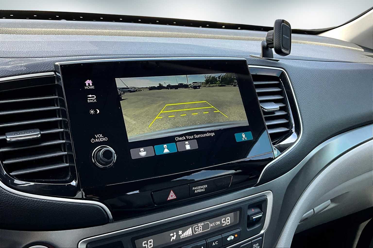 Thumbnail: 2022 Honda Pilot - 26
