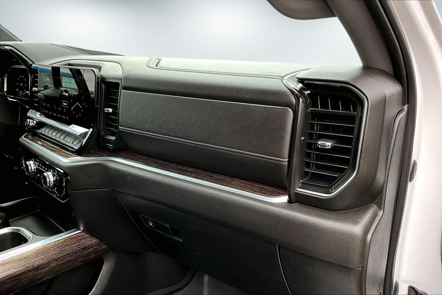 Thumbnail: 2022 GMC Sierra 1500 - 23