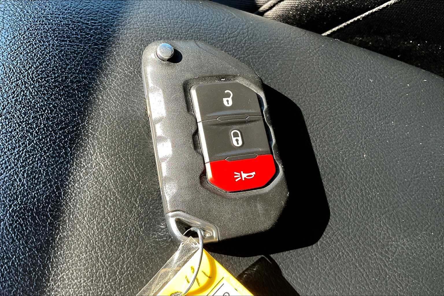 Thumbnail: 2023 Jeep Wrangler - 18