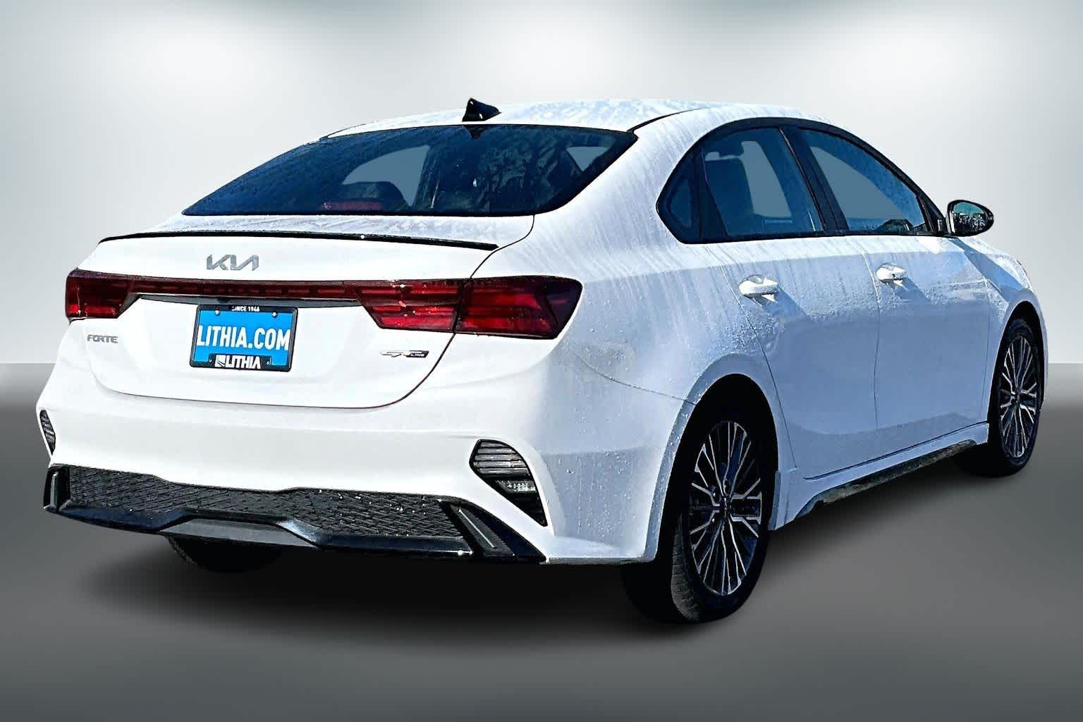 Thumbnail: 2023 Kia Forte - 22