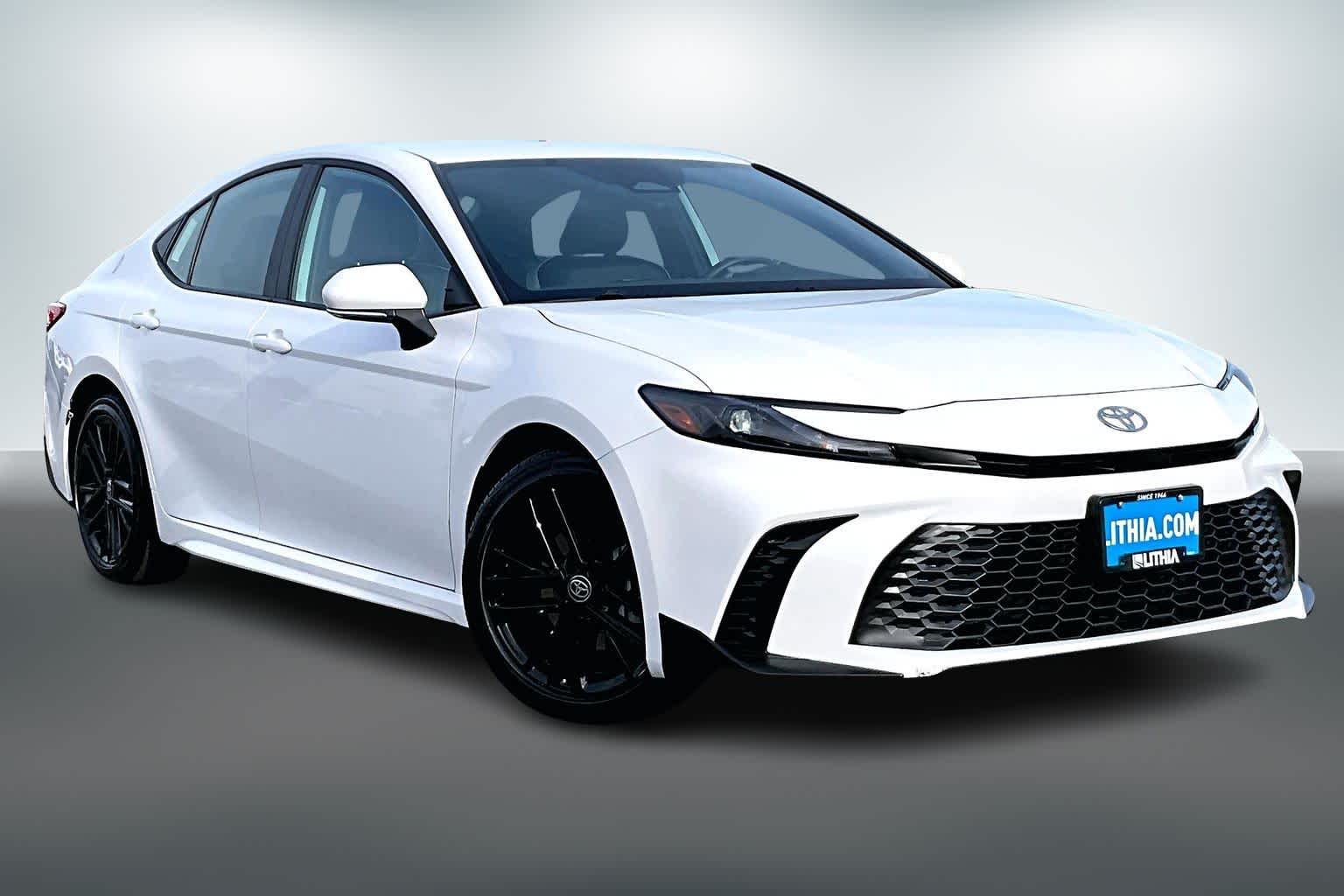 Thumbnail: 2025 Toyota Camry - 21