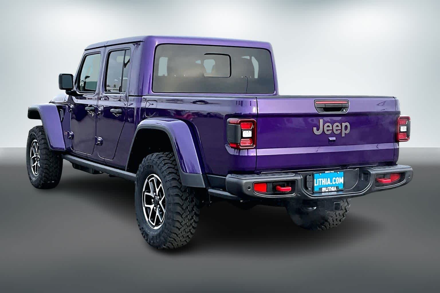 Thumbnail: 2026 Jeep Gladiator - 4