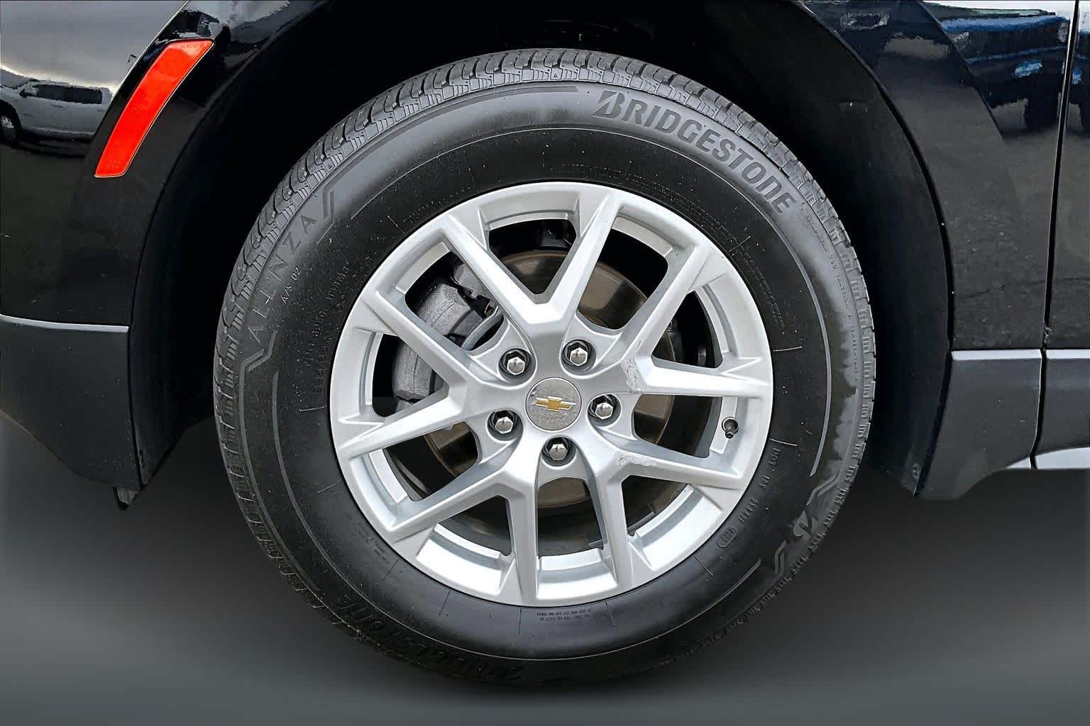 Thumbnail: 2024 Chevrolet Equinox - 8