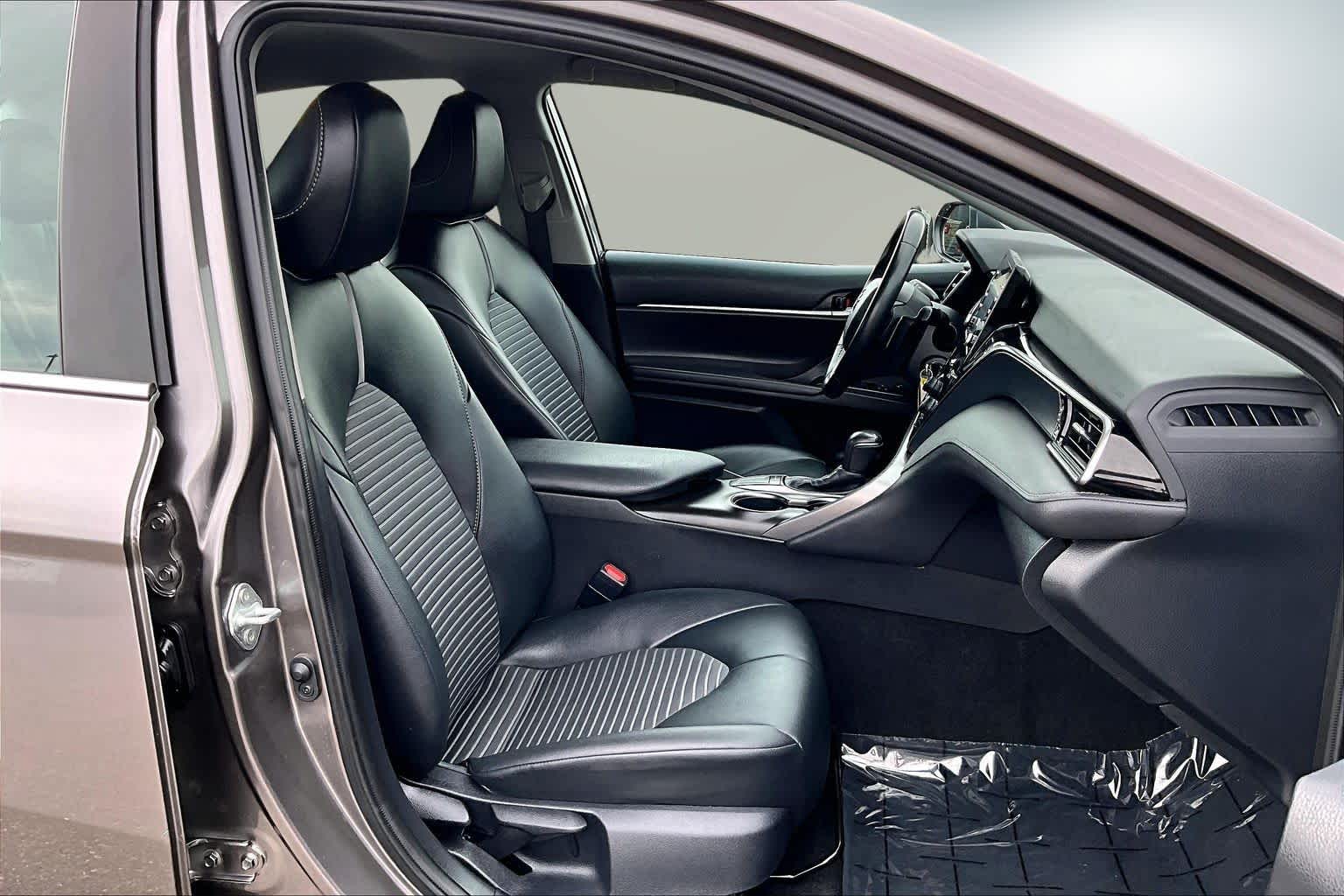 Thumbnail: 2023 Toyota Camry - 12