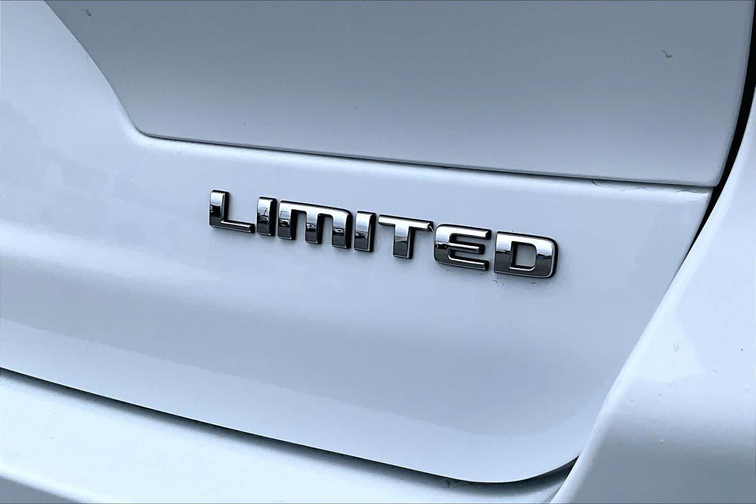 Thumbnail: 2023 Jeep Grand Cherokee - 7