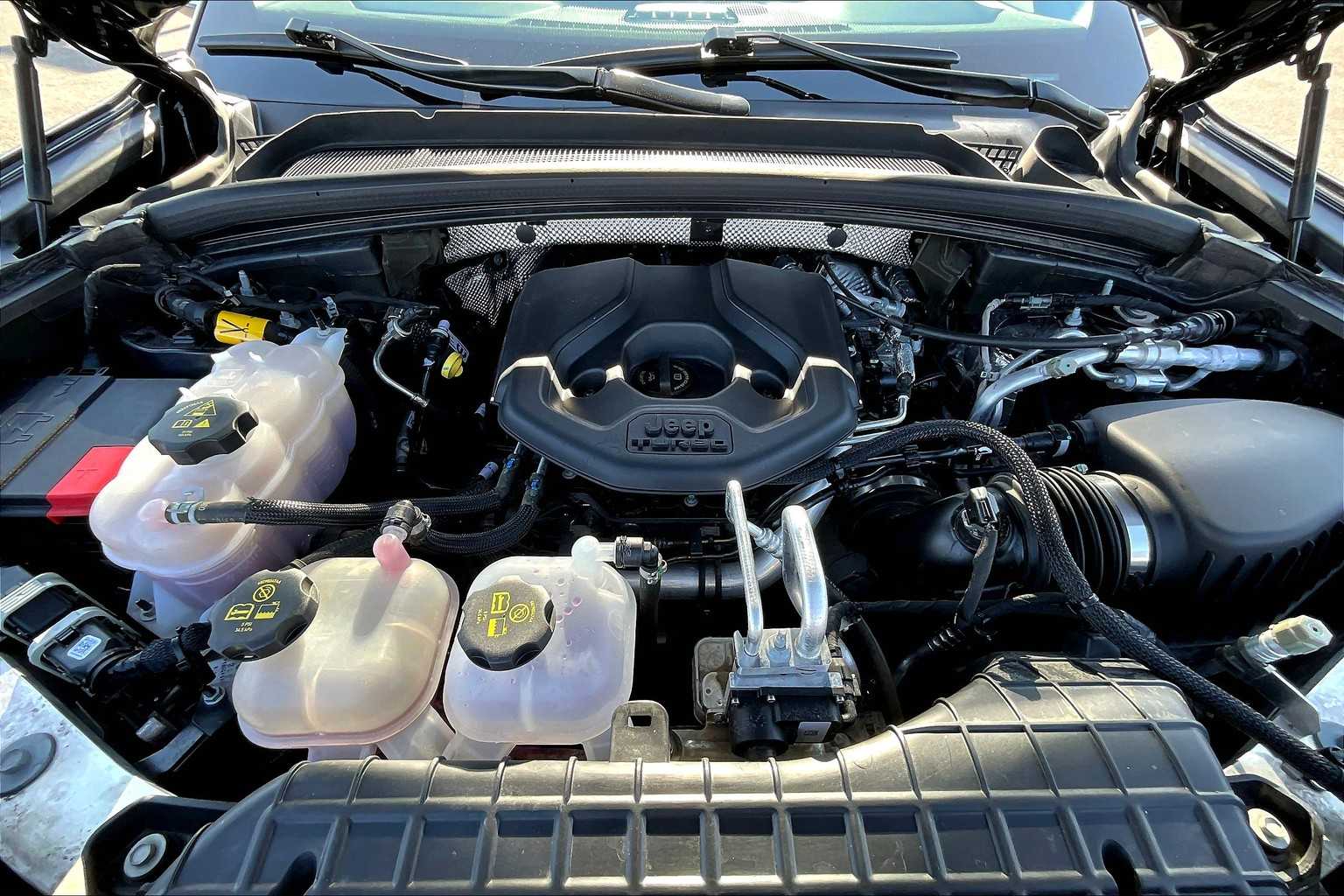 Thumbnail: 2023 Jeep Grand Cherokee - 9