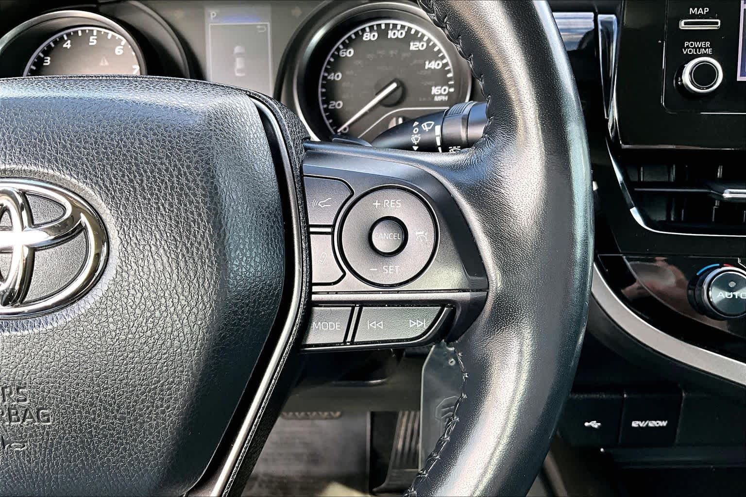 Thumbnail: 2022 Toyota Camry - 25