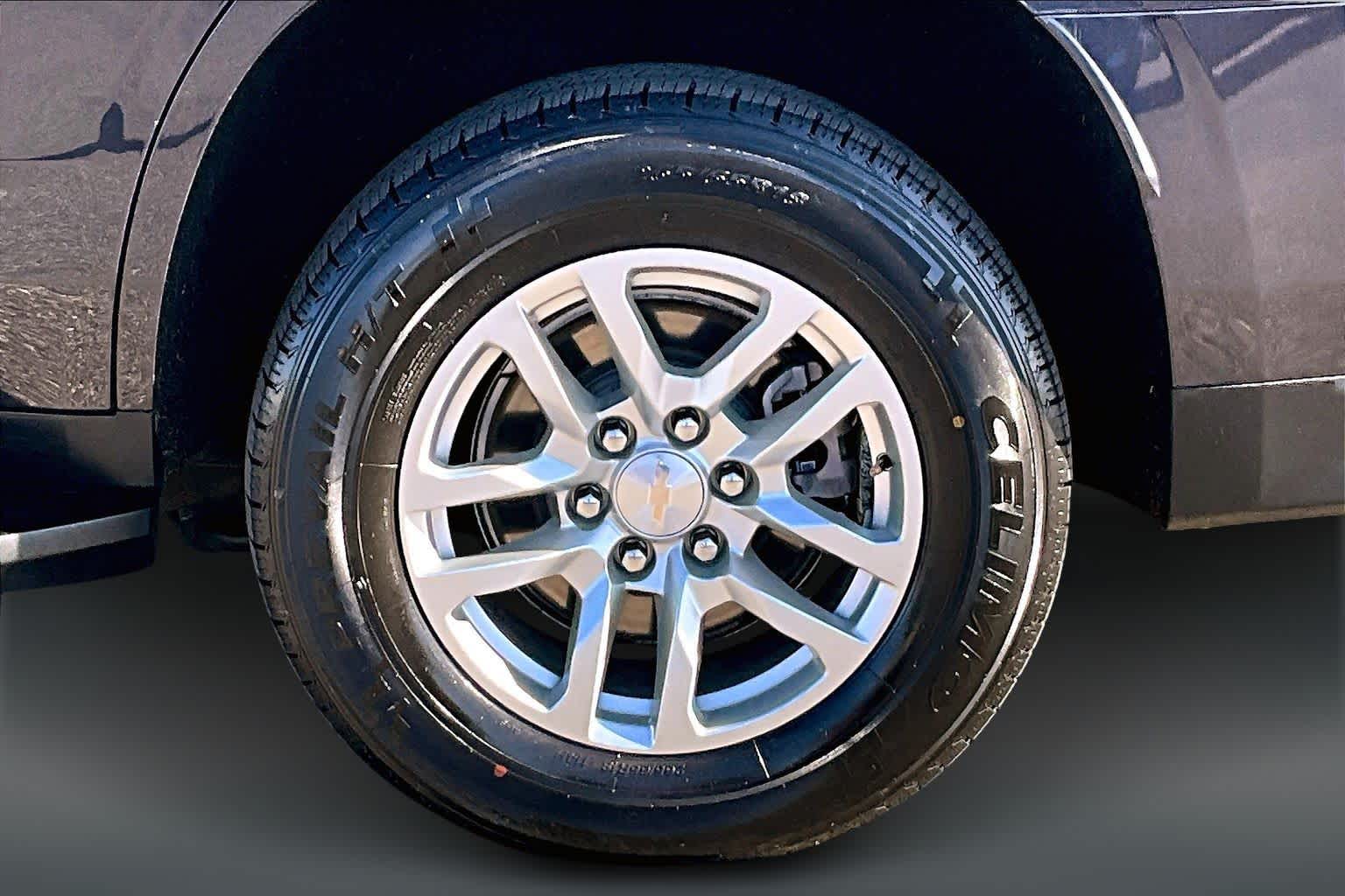 Thumbnail: 2024 Chevrolet Tahoe - 33