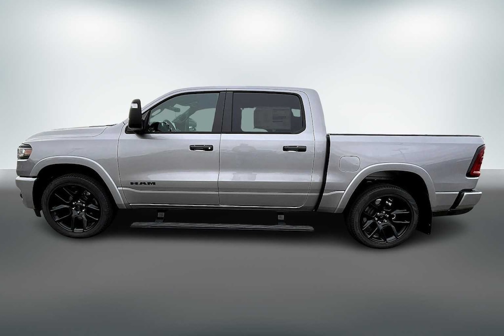 New 2026 Ram 1500 LARAMIE CREW CAB 4X4 5'7 BOX Pickup