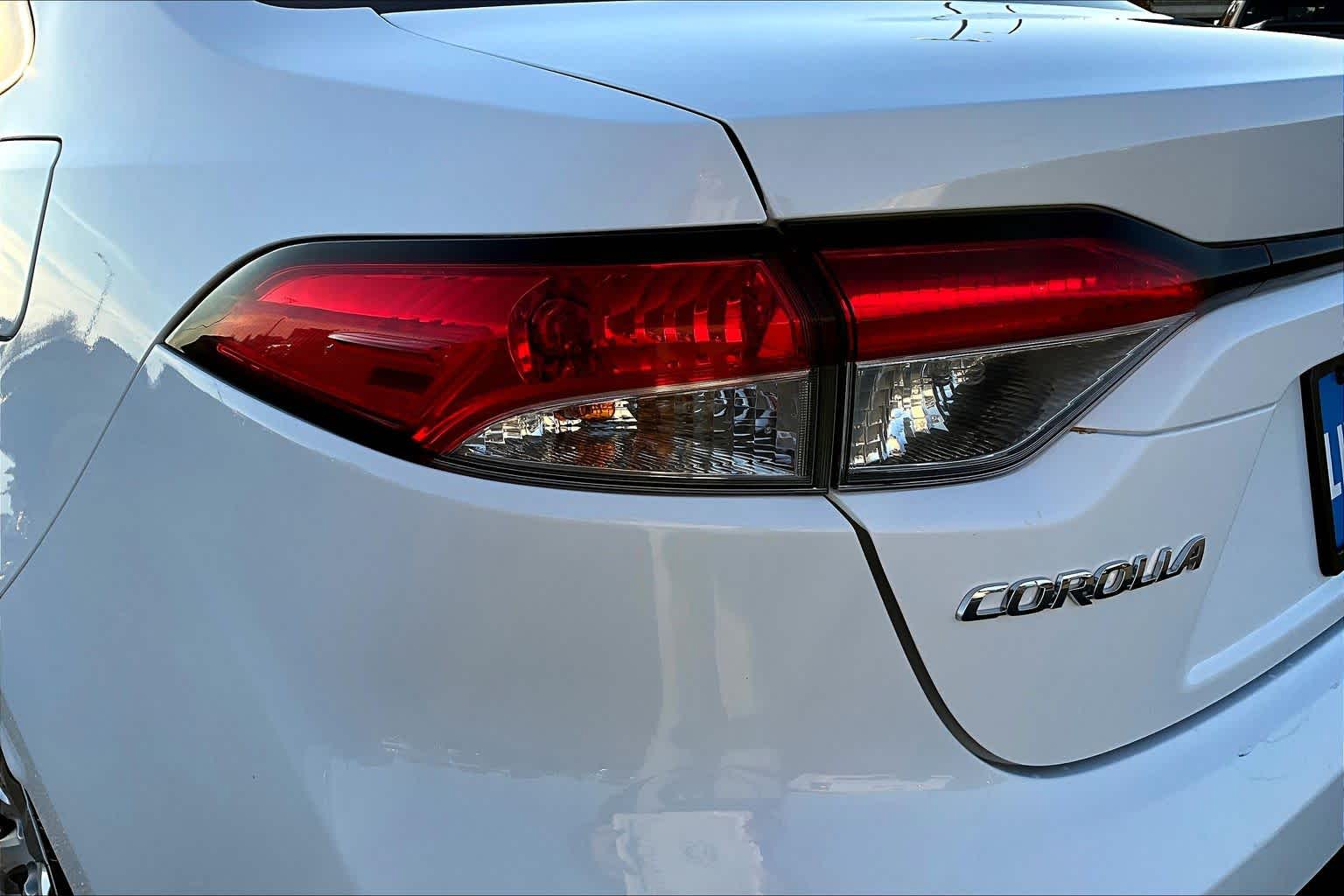 Thumbnail: 2023 Toyota Corolla - 33