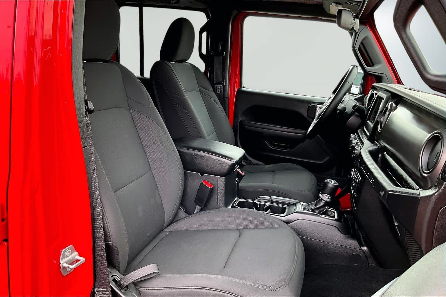 Thumbnail: 2021 Jeep Wrangler - 13