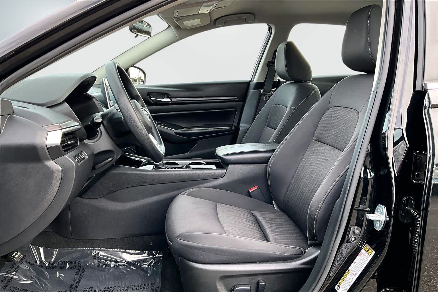 Thumbnail: 2024 Nissan Altima - 10