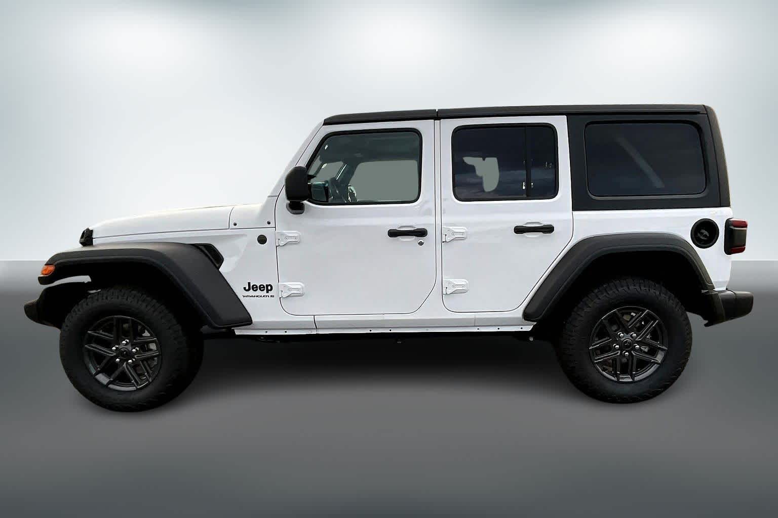 Thumbnail: 2026 Jeep Wrangler - 3