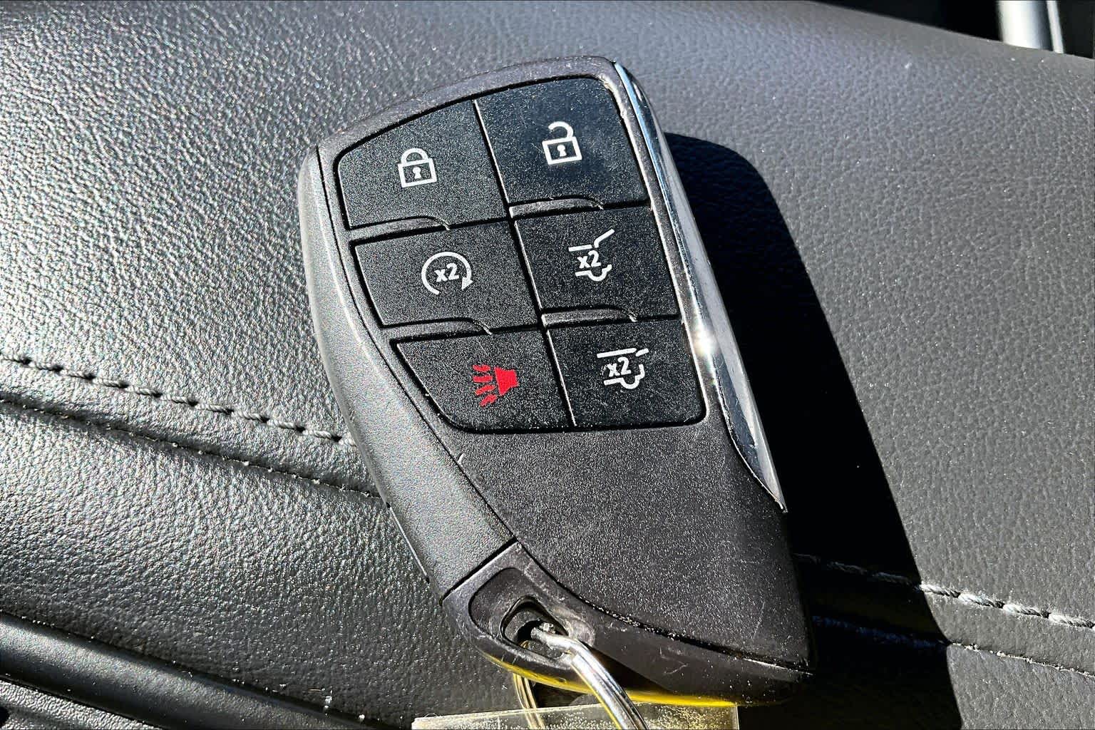 Thumbnail: 2024 Chevrolet Tahoe - 18