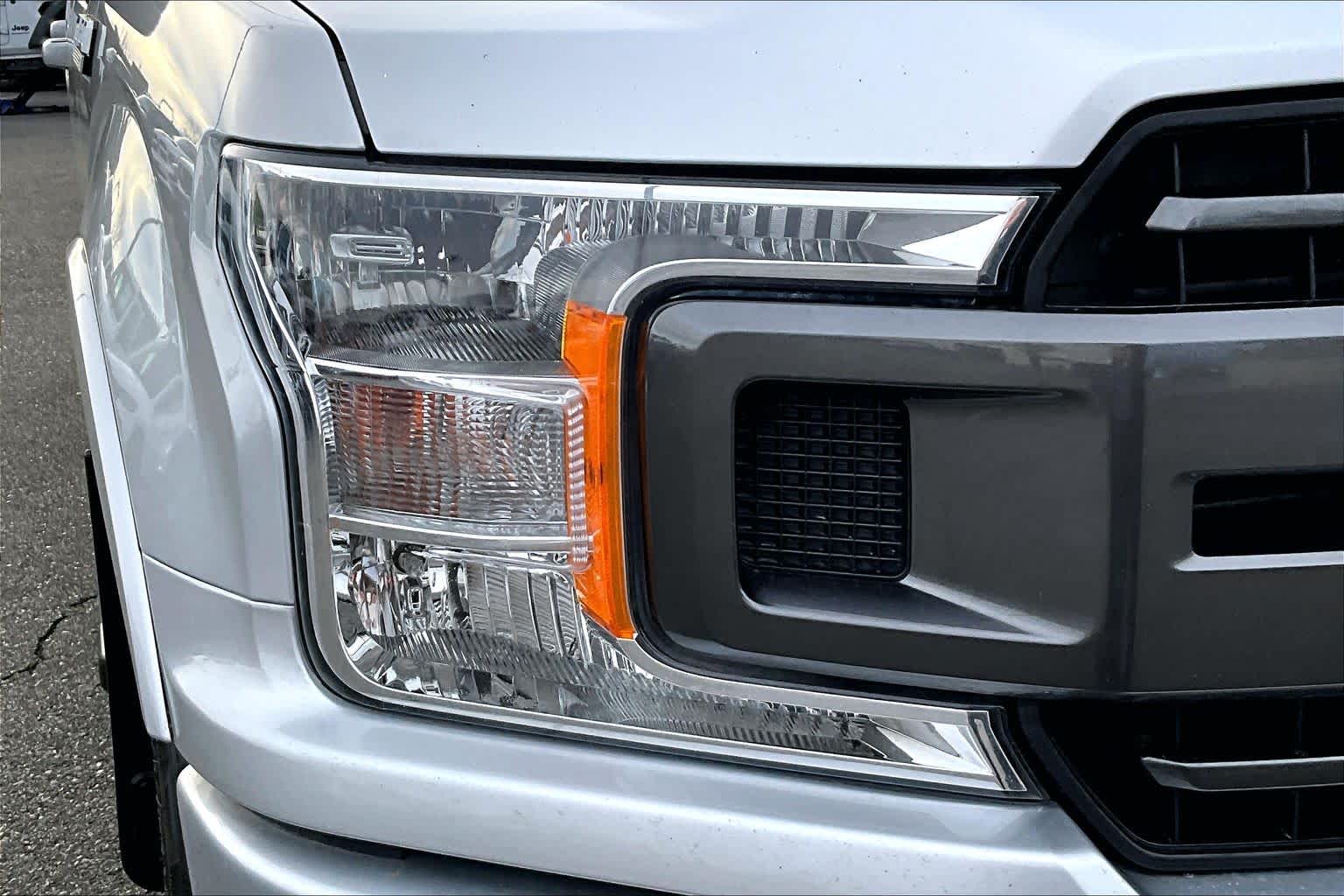 Thumbnail: 2018 Ford F-150 - 32