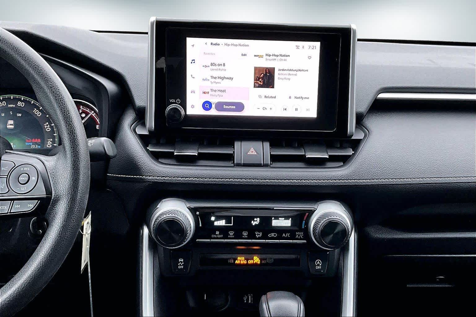 Thumbnail: 2024 Toyota RAV4 - 15