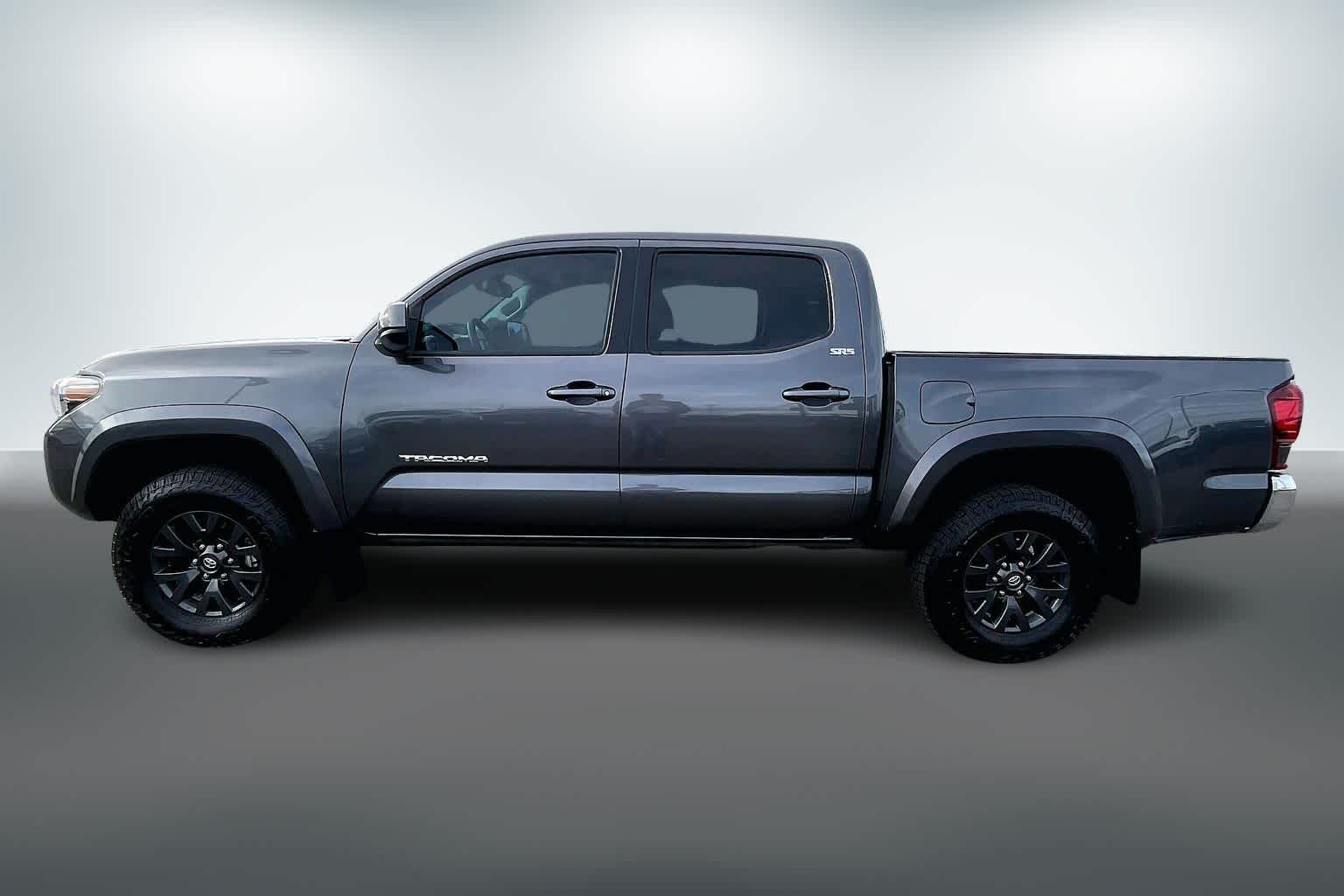Thumbnail: 2021 Toyota Tacoma - 3