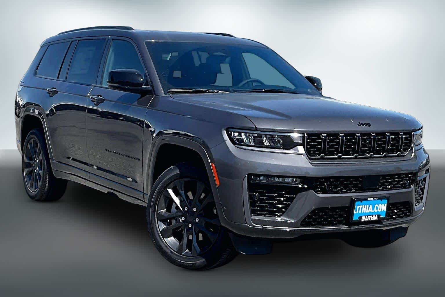 Thumbnail: 2026 Jeep Grand Cherokee - 21