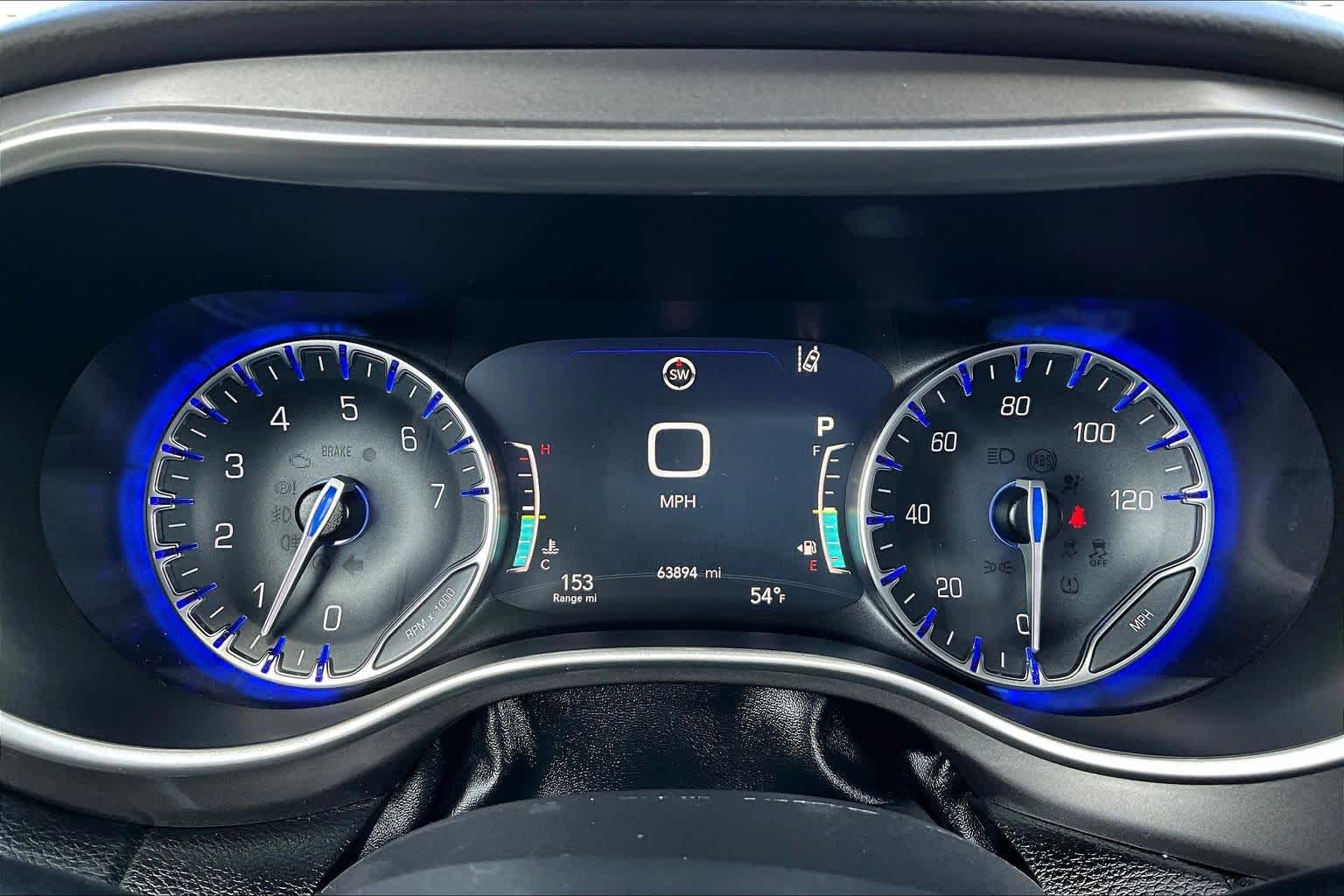 Thumbnail: 2023 Chrysler Pacifica - 16