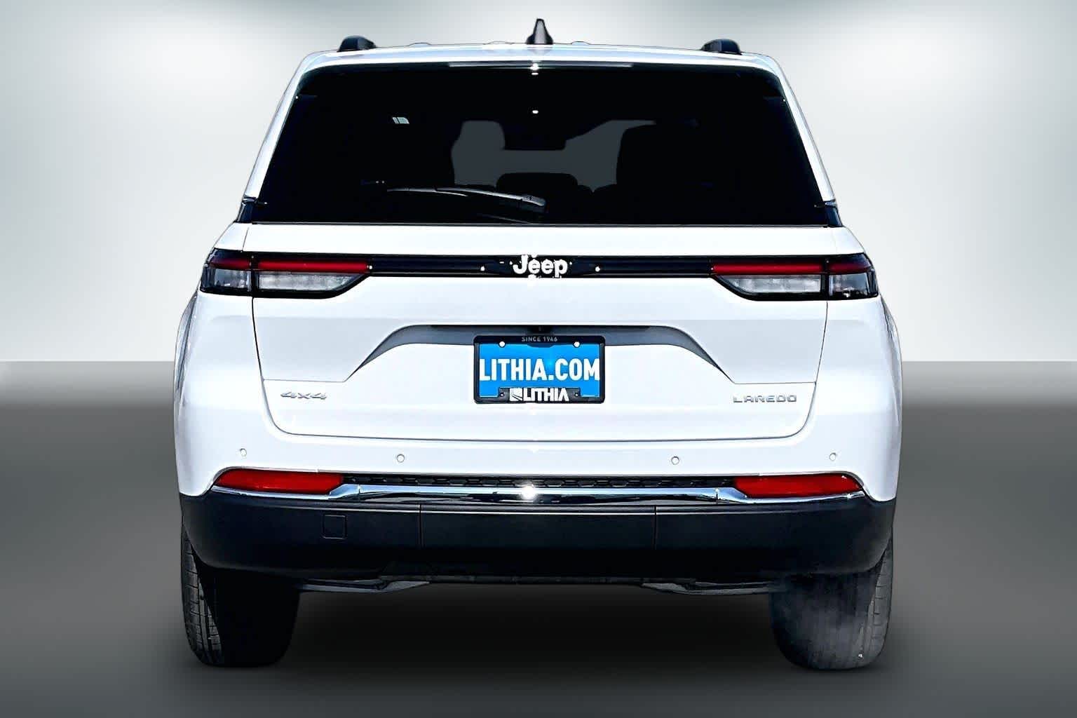 Thumbnail: 2026 Jeep Grand Cherokee - 5