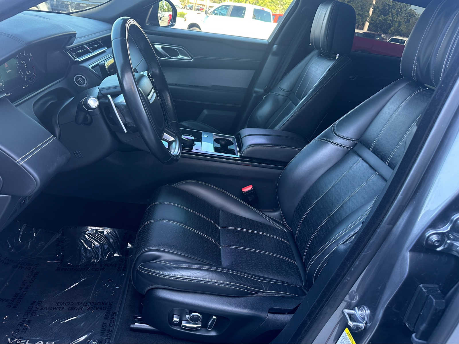 Thumbnail: 2018 Land Rover Range Rover Velar - 25