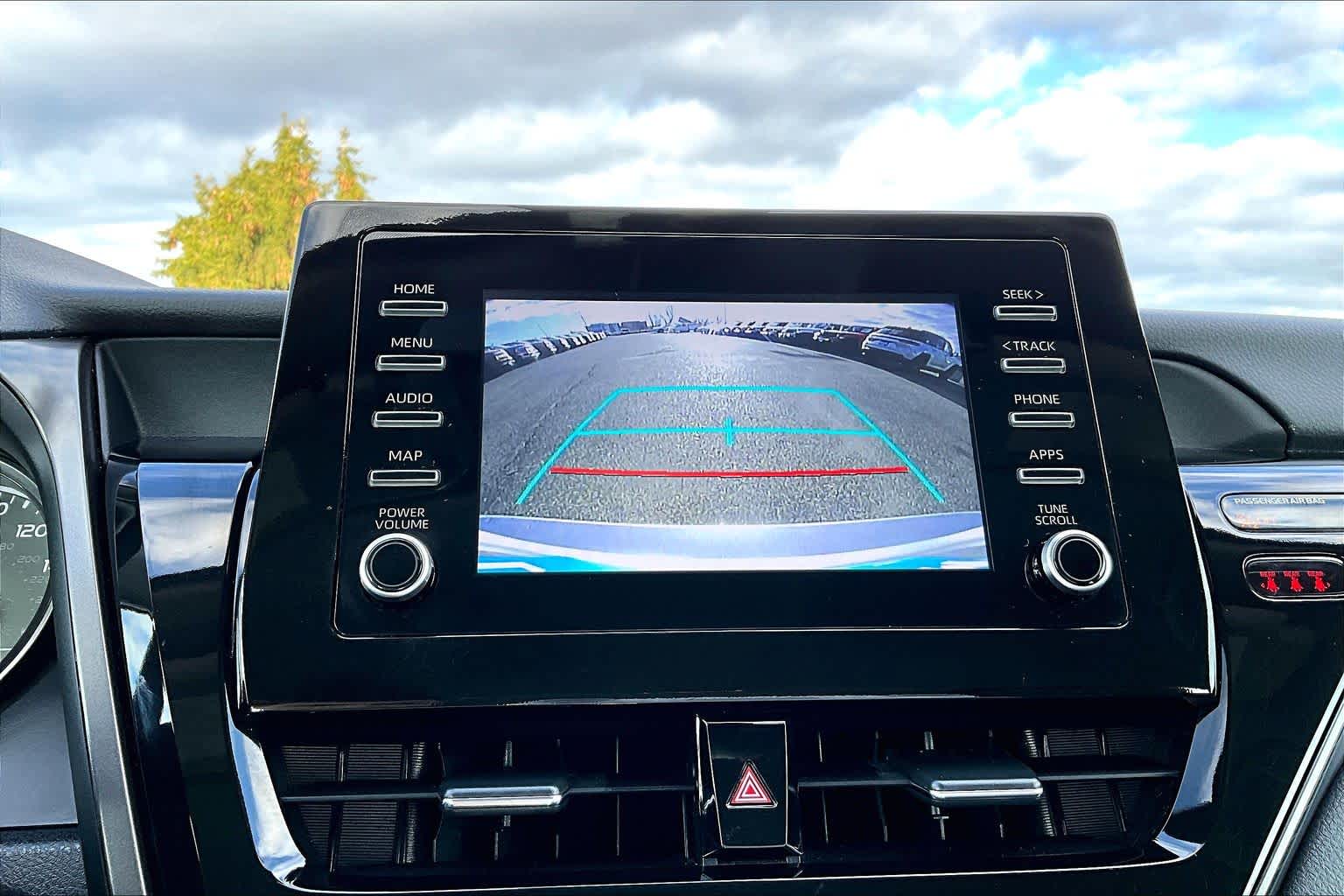 Thumbnail: 2022 Toyota Camry - 26