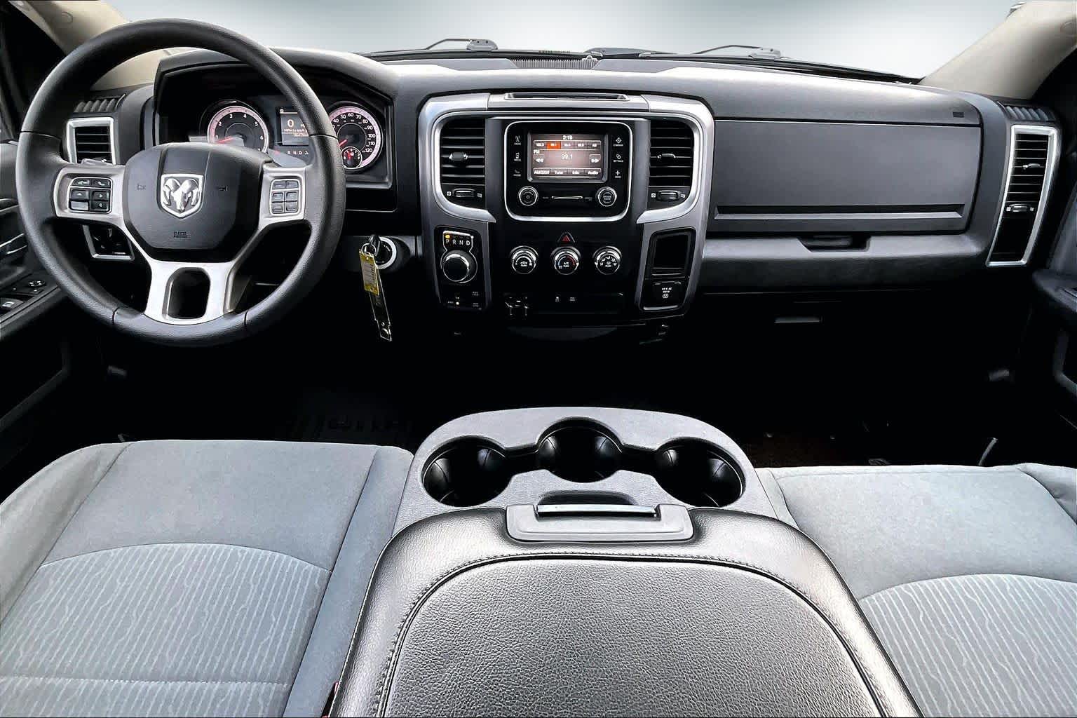 Thumbnail: 2022 RAM 1500 Classic - 10