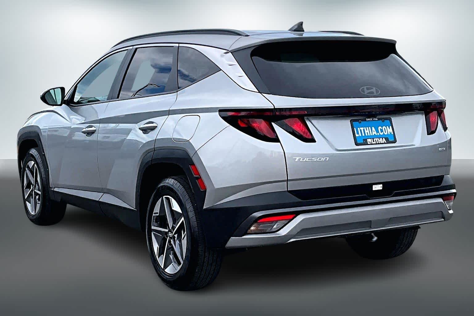 Thumbnail: 2025 Hyundai Tucson - 4