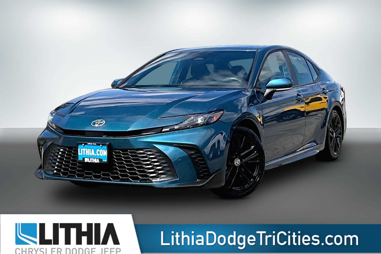 Thumbnail: 2025 Toyota Camry - 1