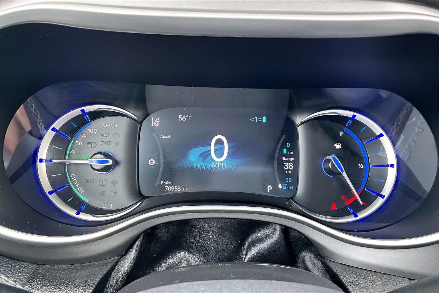 Thumbnail: 2024 Chrysler Pacifica - 17