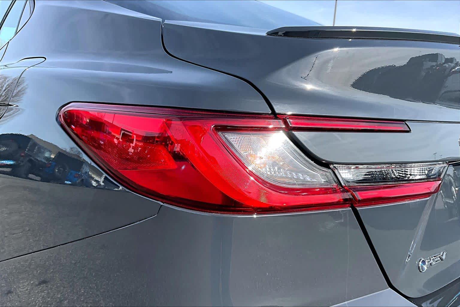 Thumbnail: 2025 Toyota Camry - 31