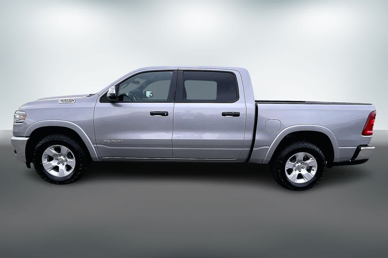 Thumbnail: 2025 RAM 1500 - 3